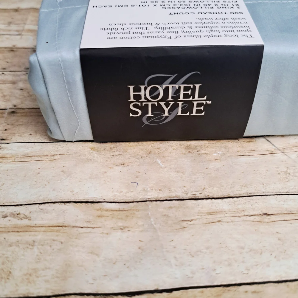 Hotel Style 600 Count Egyptian Cotton Pillowcase Set - Light Blue
